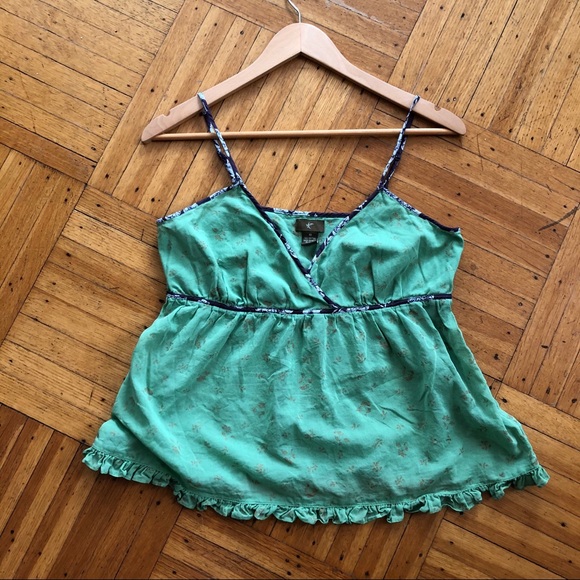 Anthropologie • gold pattern ruffle cropped tank - Picture 7 of 7